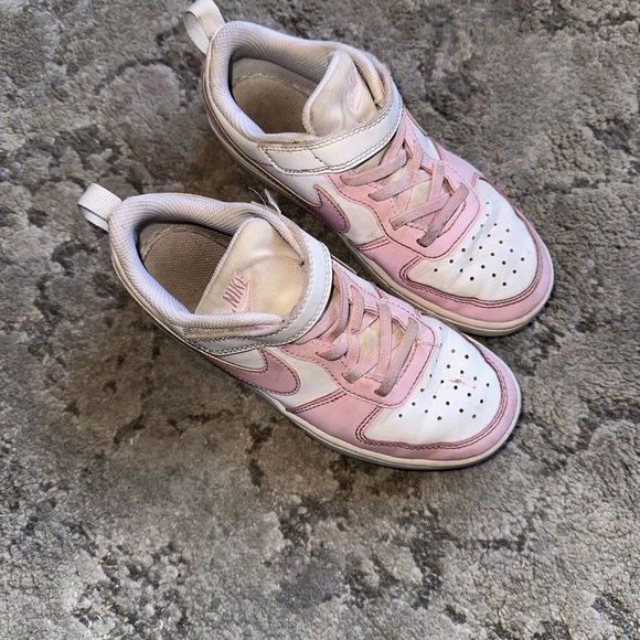 Nike Court Low Top Sneaker - Picture 2 of 6